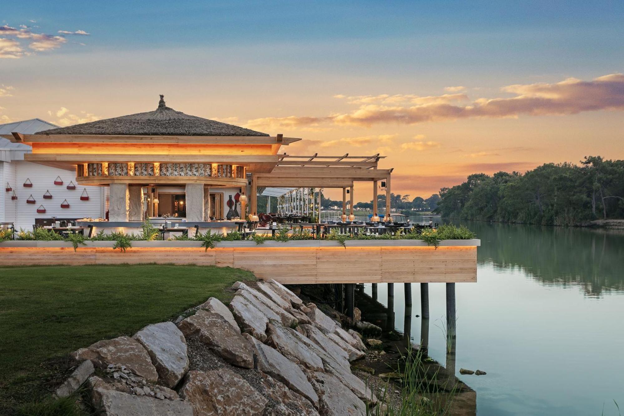 Hotel Titanic Deluxe Golf Belek Exterior foto