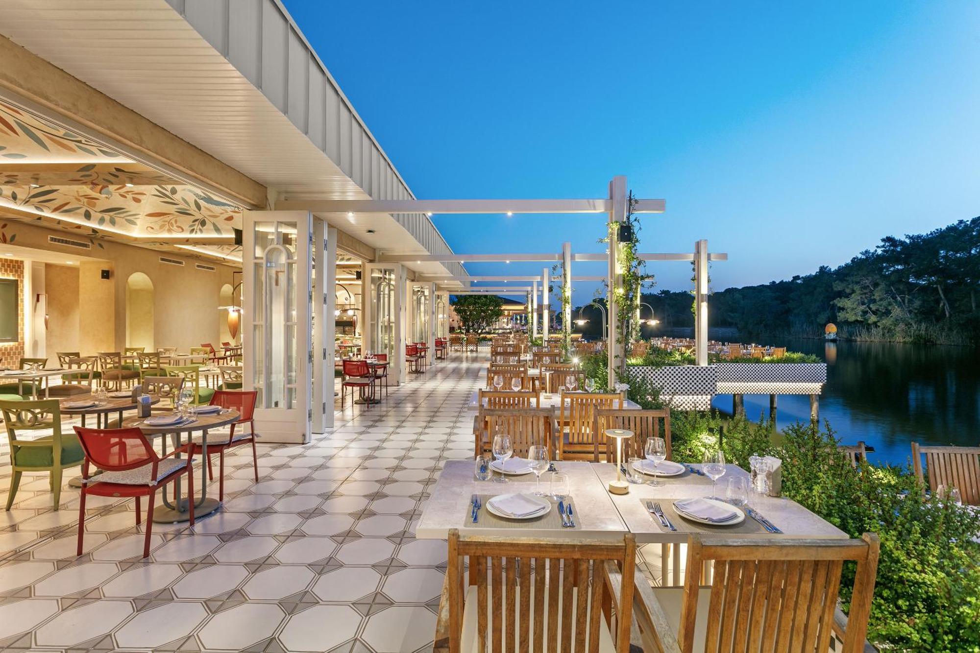 Hotel Titanic Deluxe Golf Belek Exterior foto