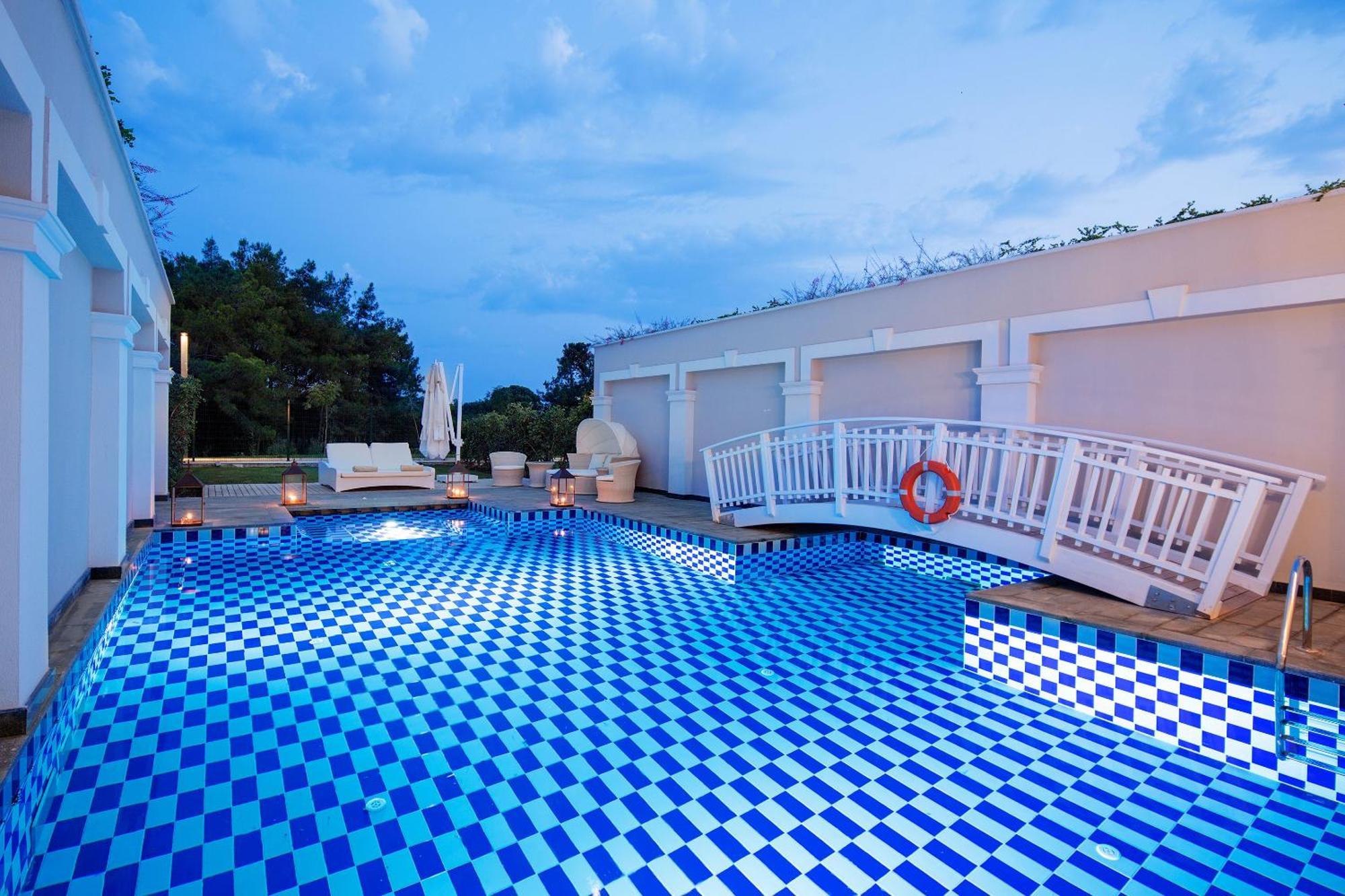 Hotel Titanic Deluxe Golf Belek Exterior foto
