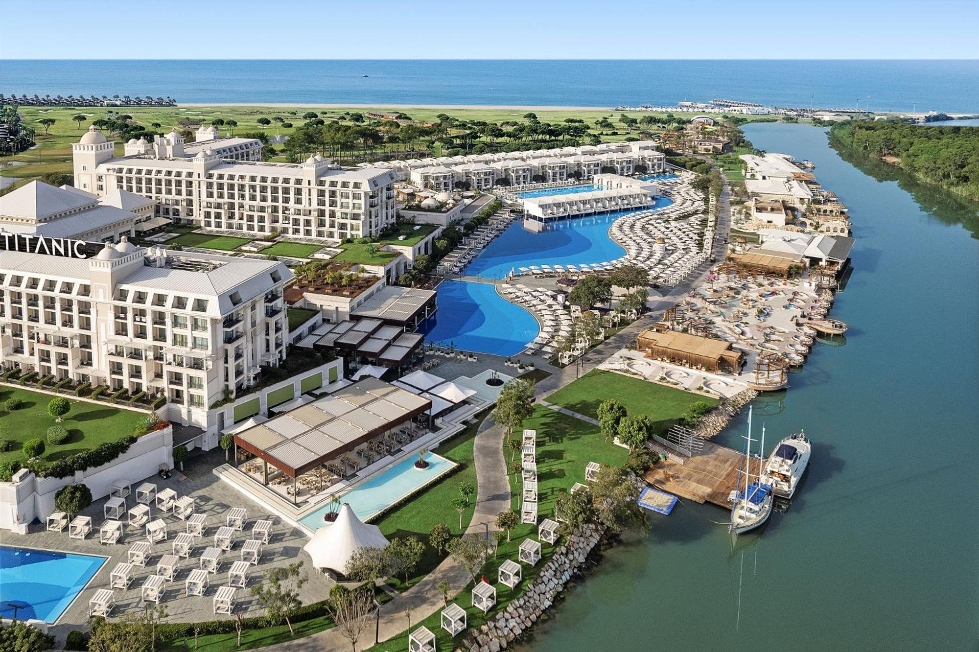 Hotel Titanic Deluxe Golf Belek Exterior foto